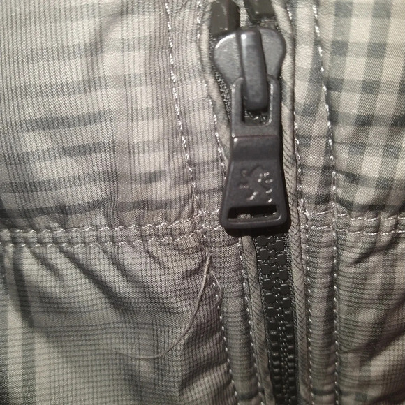 Express Warm Vest EUC 👍 - Picture 6 of 9